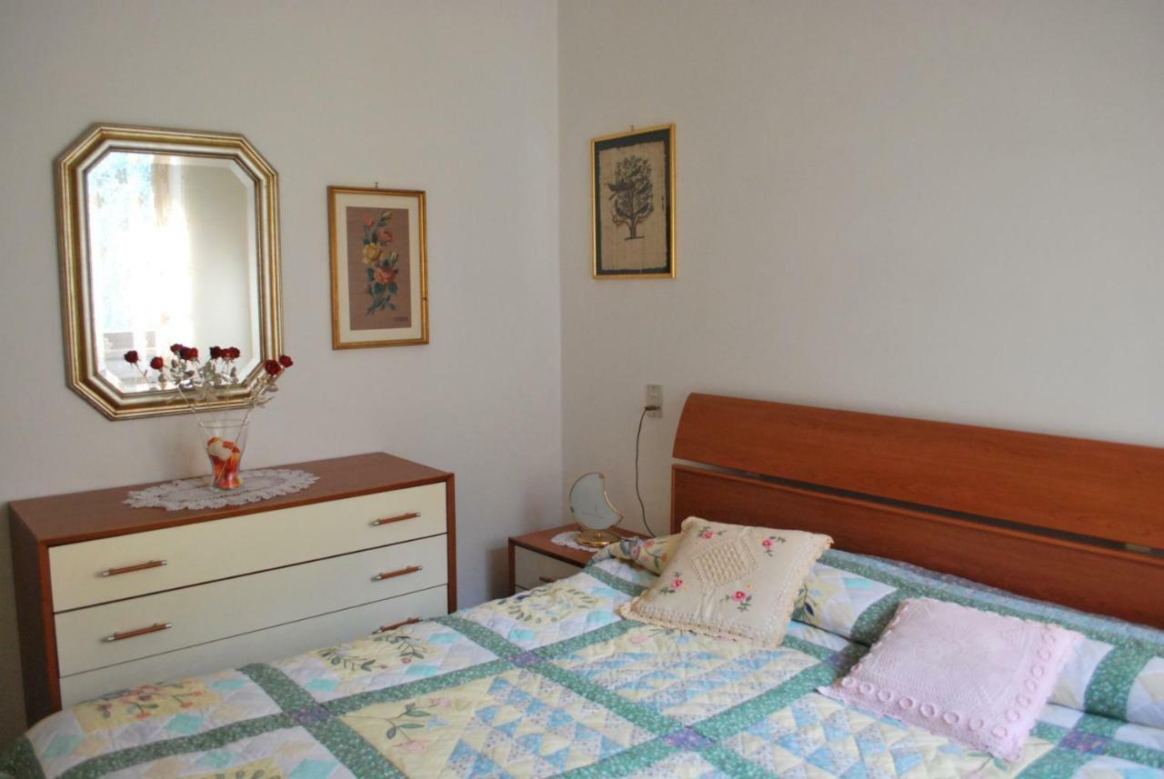 Aldinhaus Lägenhet Brenzone sul Garda Exteriör bild