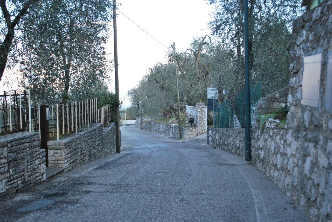 Aldinhaus Lägenhet Brenzone sul Garda Exteriör bild