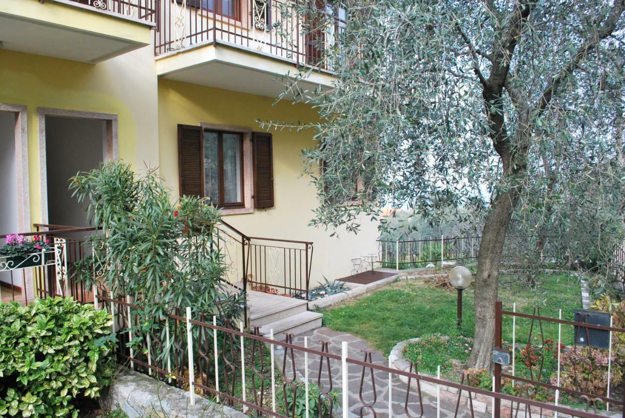 Aldinhaus Lägenhet Brenzone sul Garda Exteriör bild